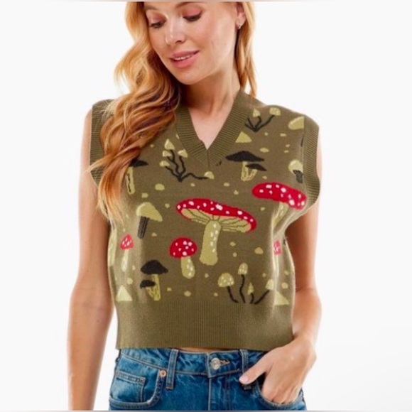 Saint Geraldine Sweaters - NWT Saint Geraldine Whimsical “MUSHROOM” Vest, Small